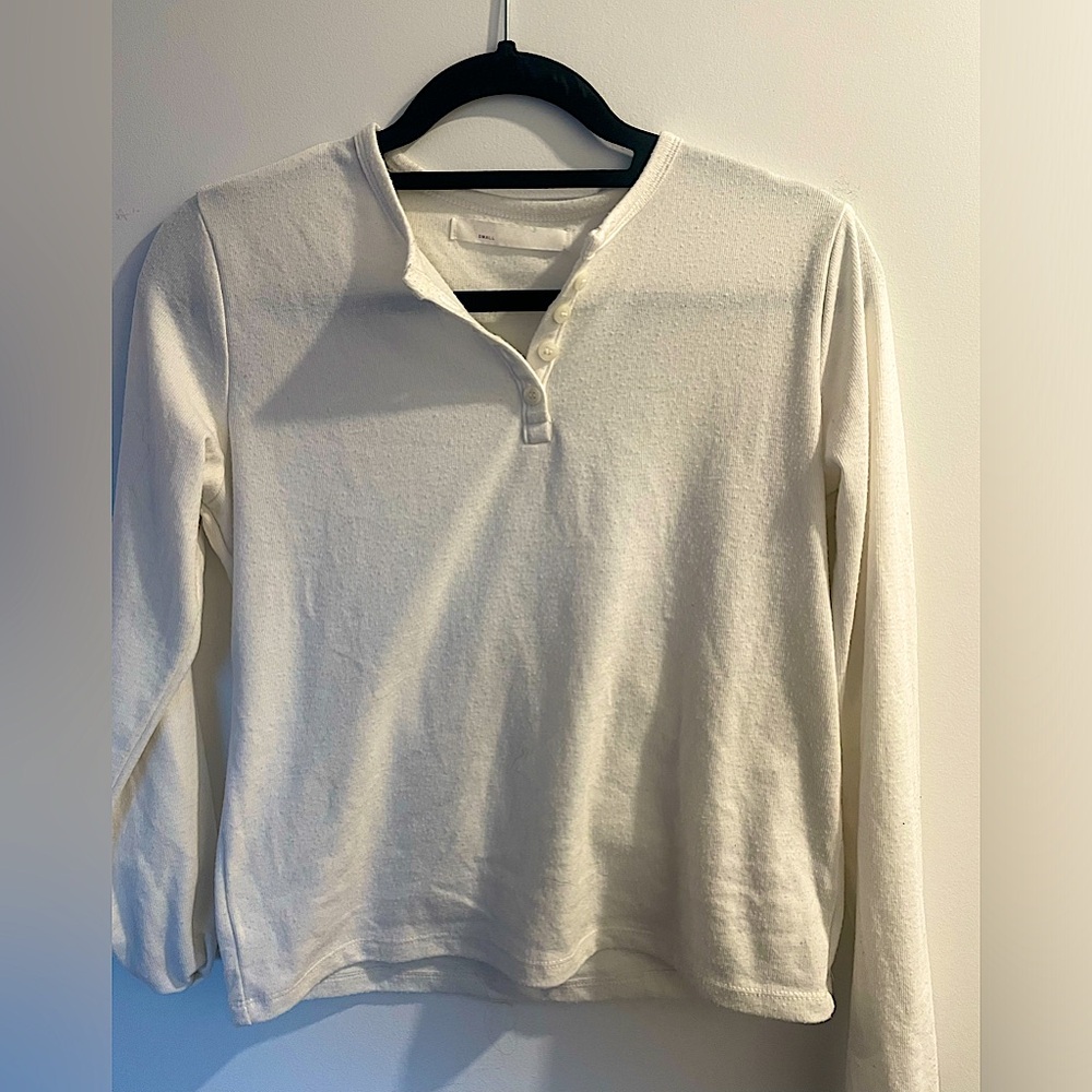 Small white comfy long sleeve - Brand- Double Zero/ Below the Belt